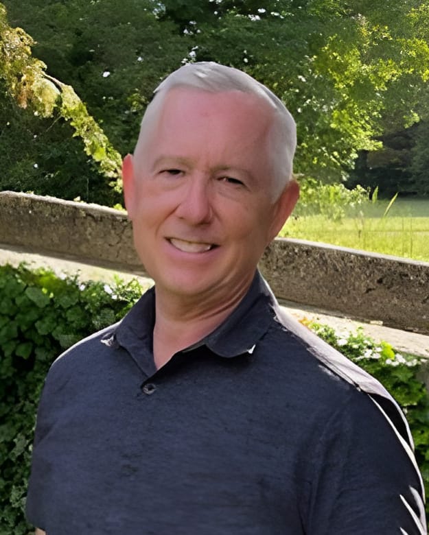 Cory Stark, DDS outdoor headshot