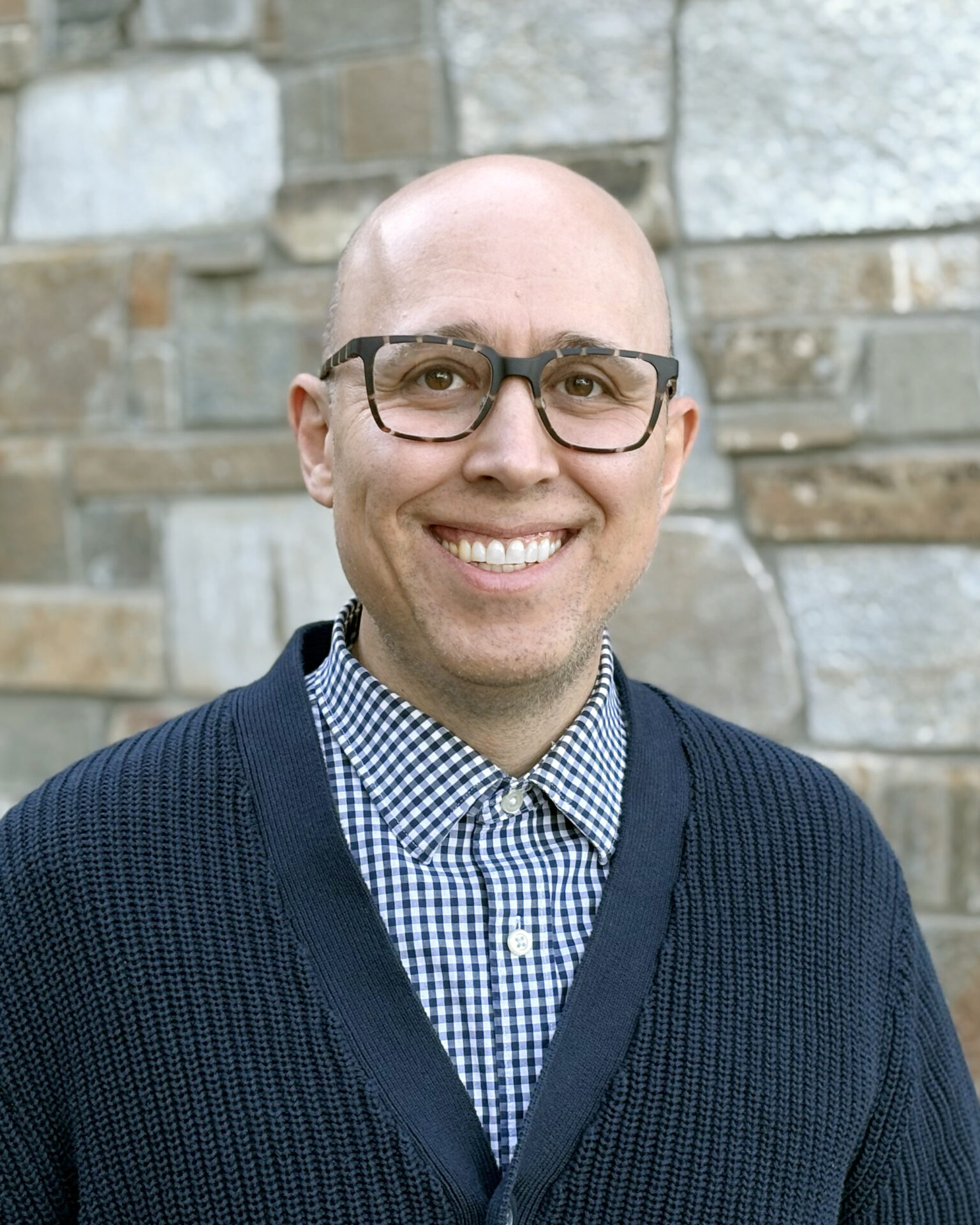 Outdoor headshot of William Alexander Utah pediatric dentist